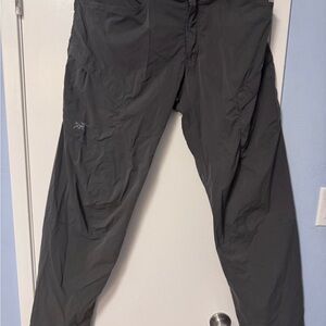 Arc'teryx Men's Dark Gray Rampart Pants